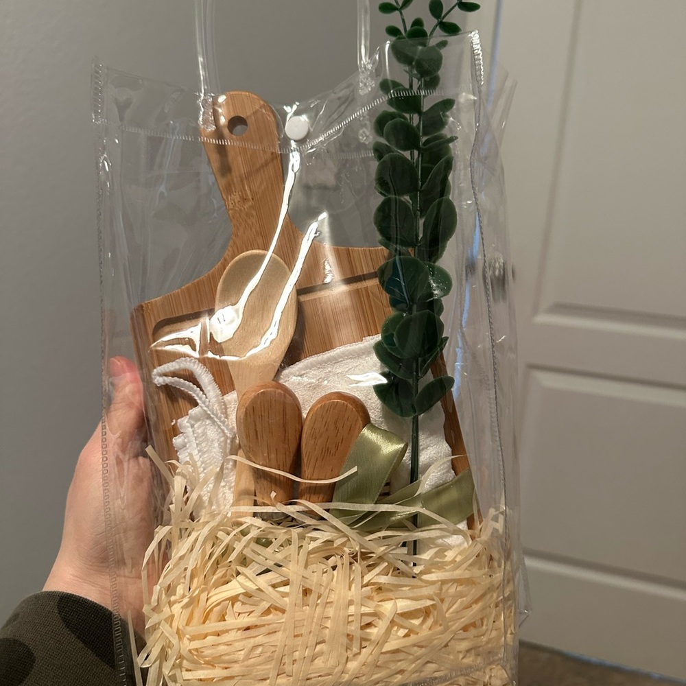 Bamboo charcuterie set